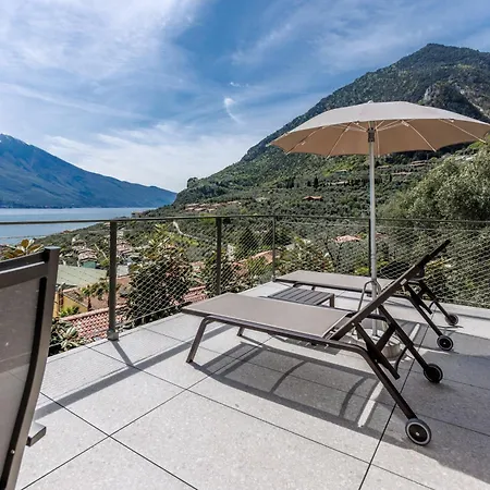 Llac Living Nature Hotell 4*