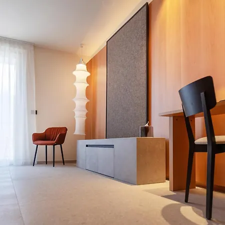 Hotell Llac Living Nature 4*