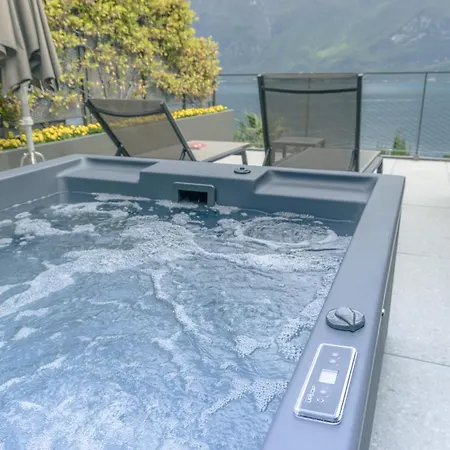 Hotel Llac Living Nature 4*